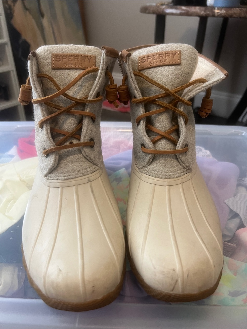 Sperry salt water mainsail boots cream size 8.5